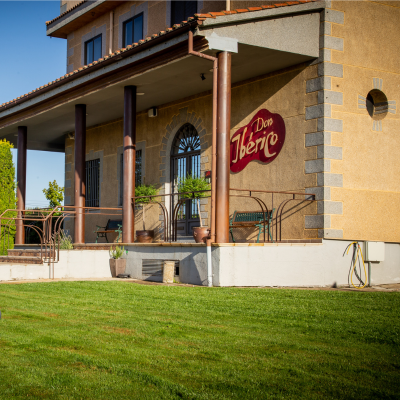 Cómo visitar una fábrica de jamón ibérico en Guijuelo