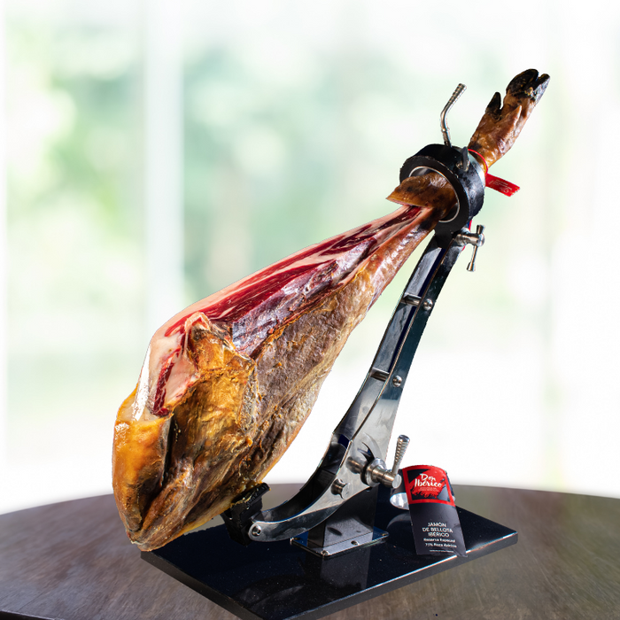 El jamón de bellota 50% y 75% raza ibérica en peligro de extinción